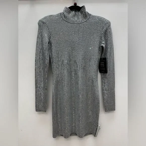 RETROFETE Dress 🤍 - Picture 1 of 7